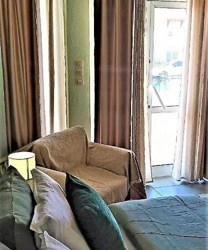 Grace : Garden And Terrace House * Καβάλα