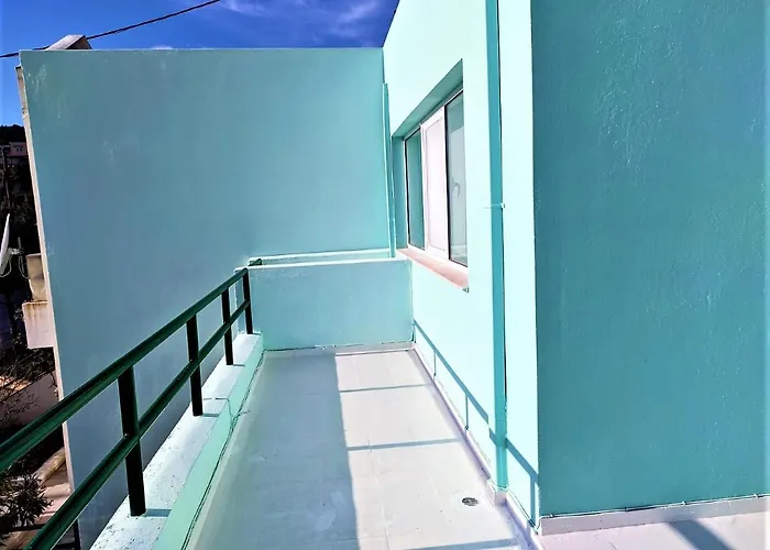 Διαμέρισμα Grace : Garden And Terrace House