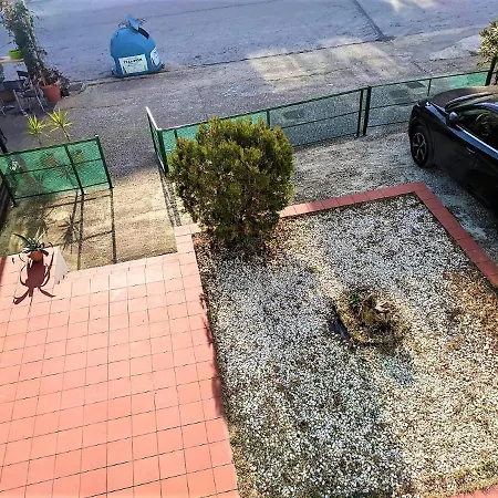 Grace : Garden And Terrace House *