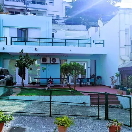 Διαμέρισμα Grace : Garden And Terrace House *