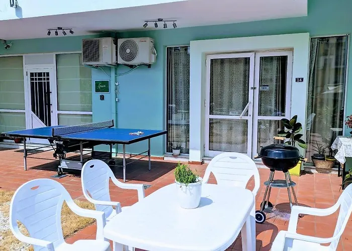 Apartament Grace : Garden And Terrace House Kawala